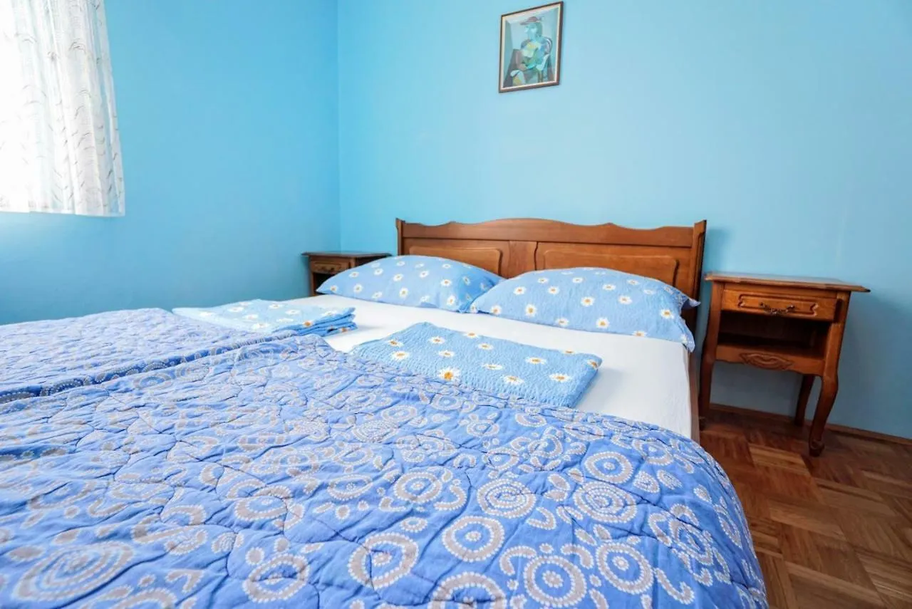 Apartments Branka Zambratija  3*, Zambratija (Istria)