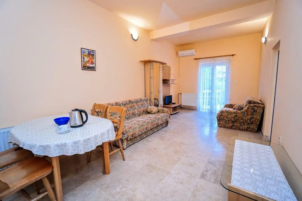 Apartments Branka Zambratija  Gasthof Zambratija (Istria)